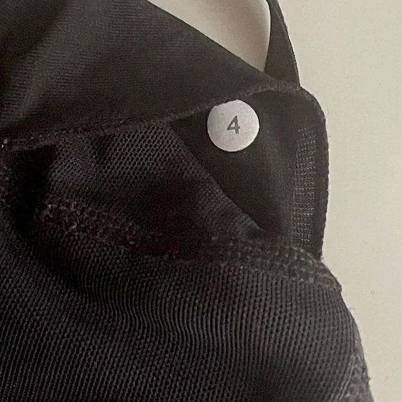 Lululemon Crisscross Bra - Picture 5 of 5